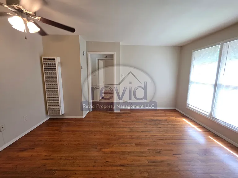 1280 Harbert Ave. — Photo 23