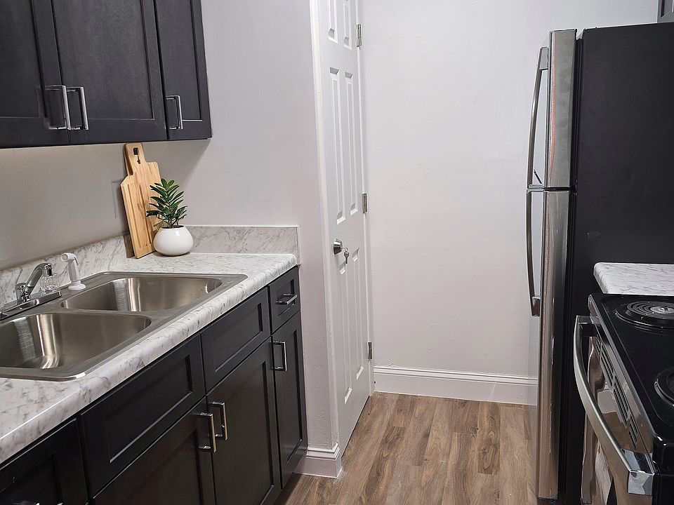 Revamped Kitchens at Country Oaks