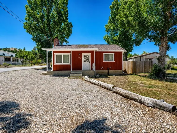 6836 Lakewood Dr, Frazier Park, CA 93225