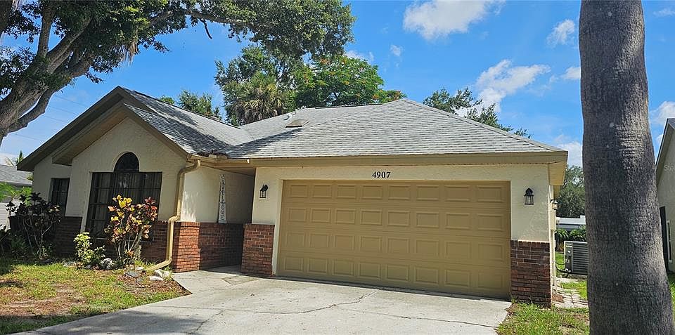 1st image of 4907 82ND PLACE E
