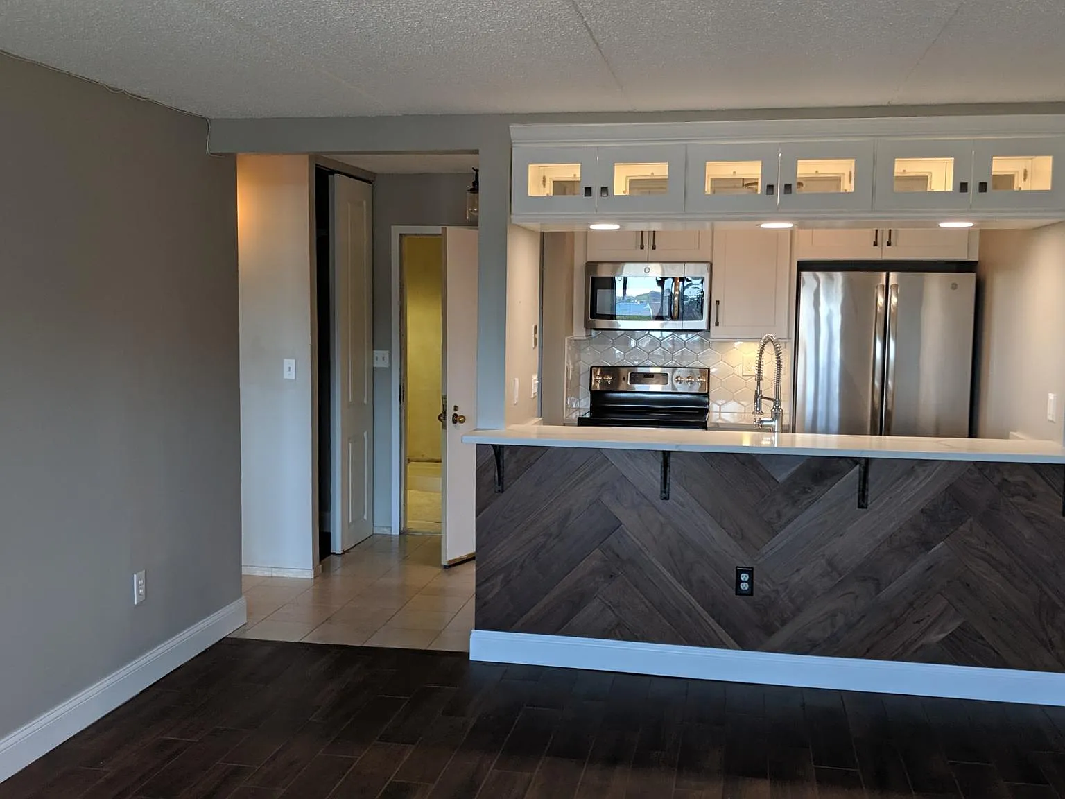 1 bed, 700 sqft, $3,500 — Photo 3