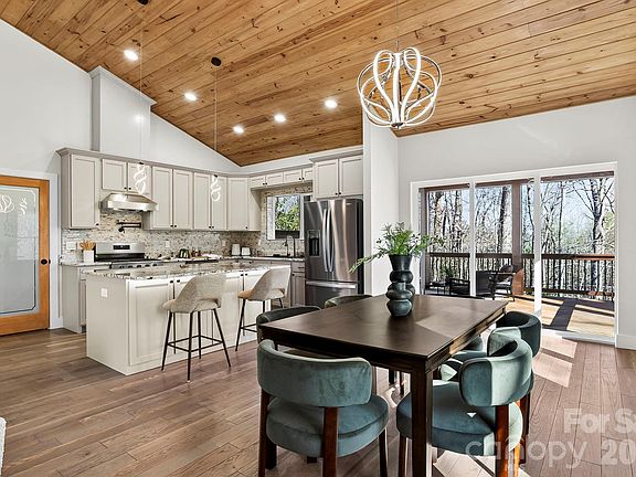 4th image of 162 Preserve Ct