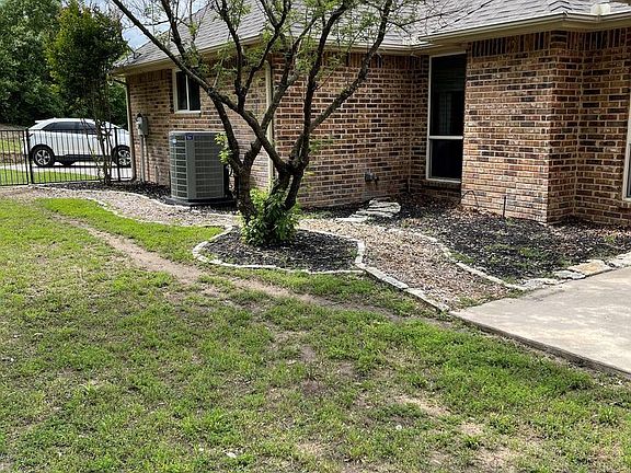 4th image of 114 Branch Hollow Ln