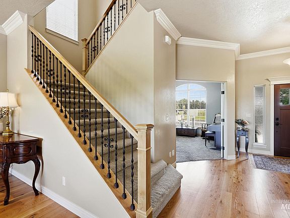 4th image of 2387 S Chipper Way