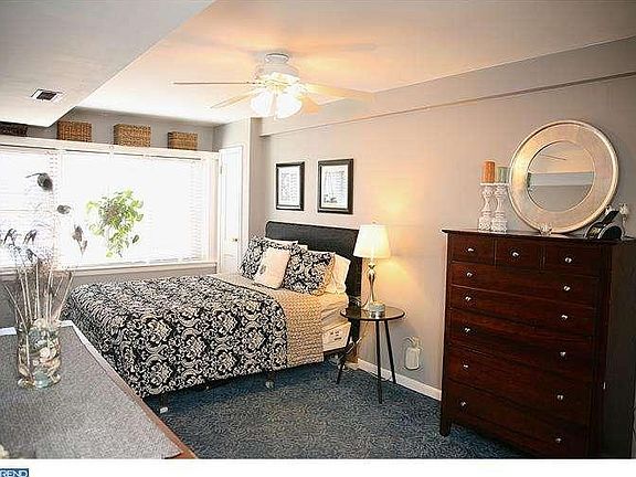 2nd image of 3201 Albemarle Ave APT D