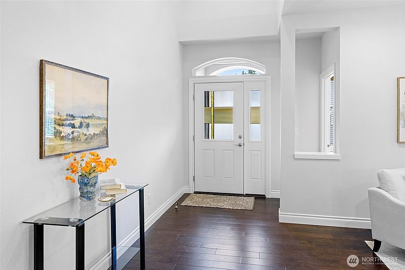 3rd image of 13844 La Vigne Court NE