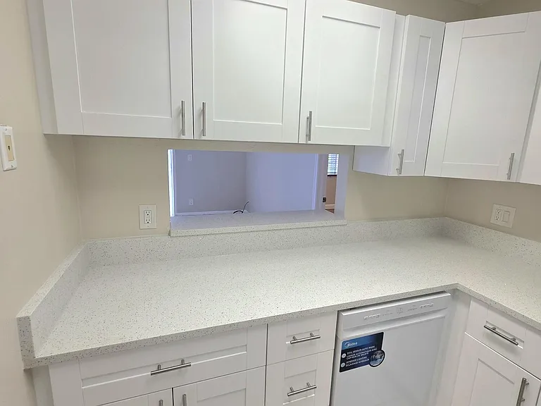 495 SE 8th St #237 — Photo 5