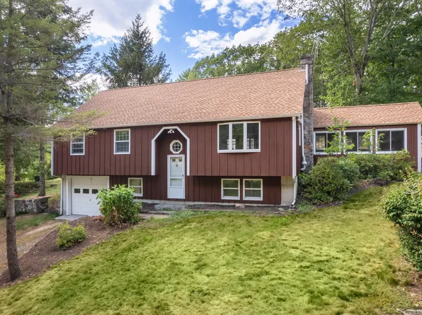 51 Josiah Norton Road, York, ME 03902