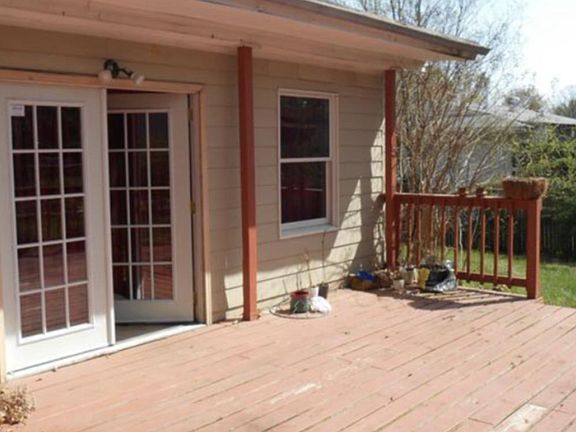 2nd image of 13812 Arctic Ave