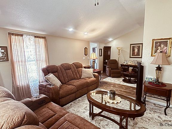 4th image of 217 Avenue C