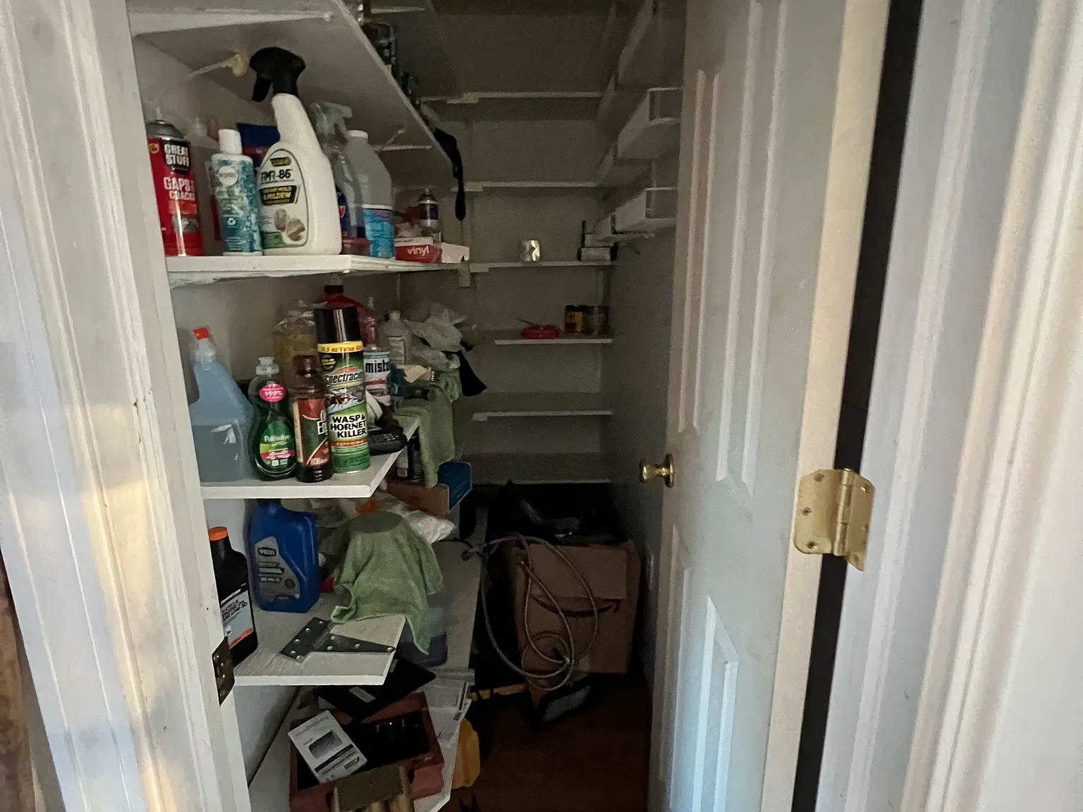 4 bed, 2400 sqft, $2,900 — Photo 4