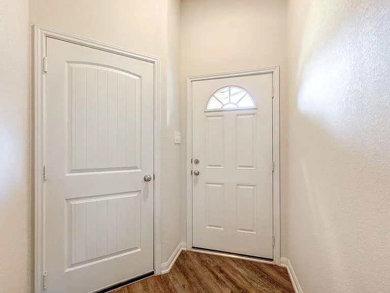 14469 Sugar Pines Dr — Photo 5