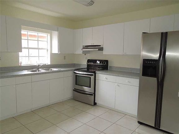 4th image of 2251 NW 170th St
