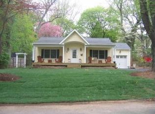 47 Maysenger Rd, Mahwah, NJ 07430