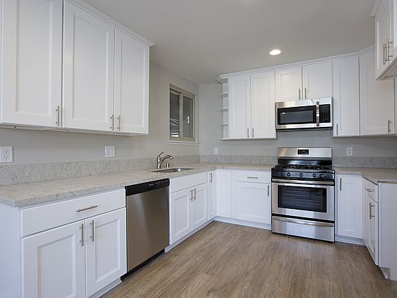 2nd image of 7277 Eckstrom Ave