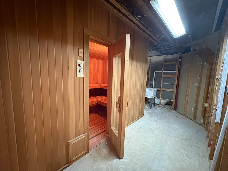 1151 Fieldview Dr — Photo 48
