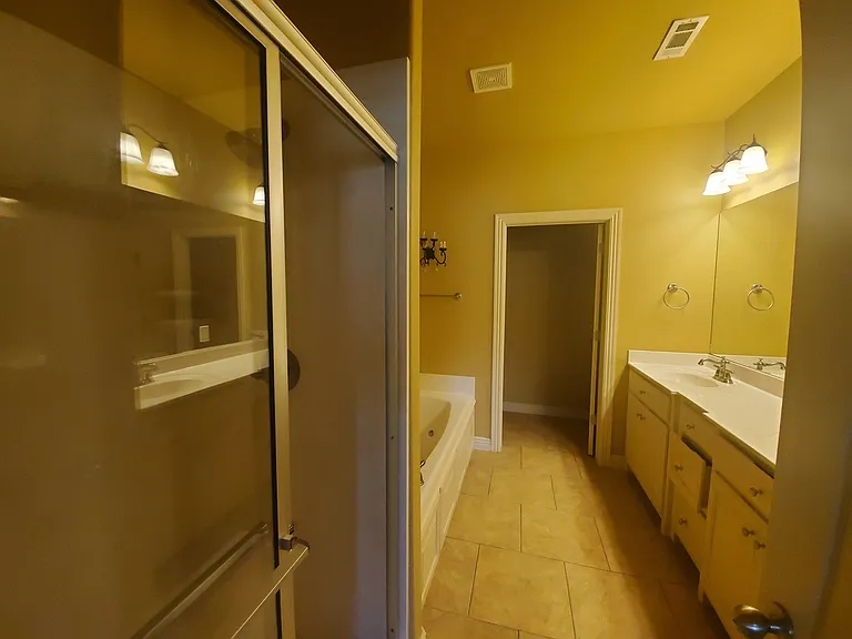 4083 Zion Valley — Photo 13