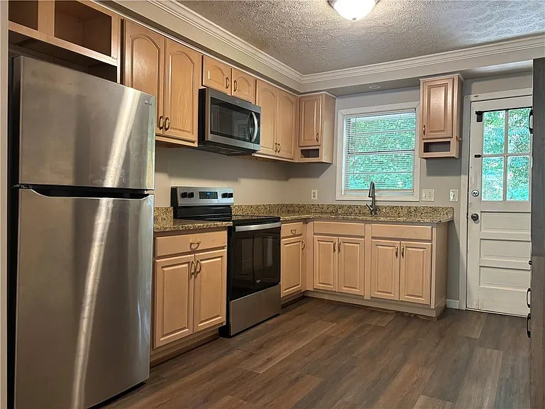 152 Fields Landing Dr #B — Photo 8