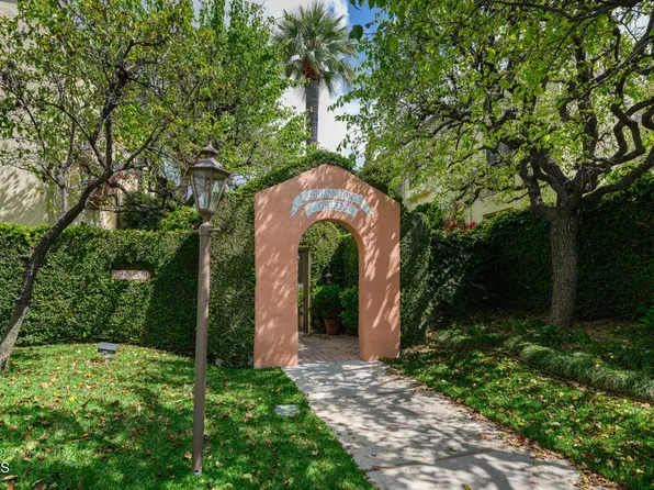 307 Arlington Dr, Pasadena, CA 91105