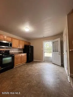 310 Streamwood Dr — Photo 8