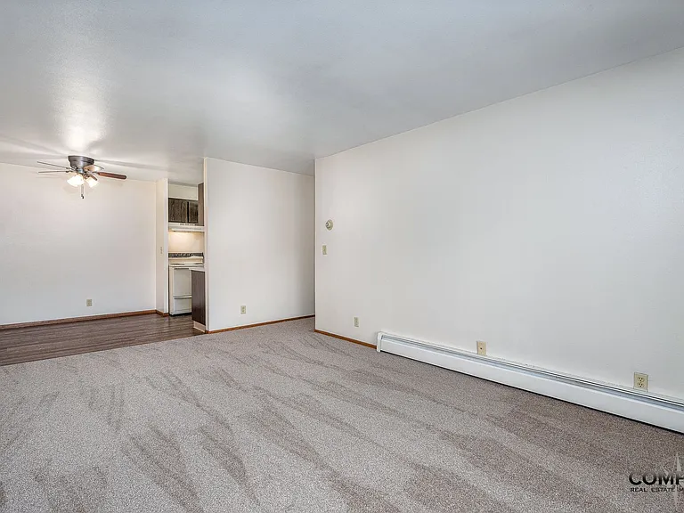 Half Moon Lake Apartments — Photo 47
