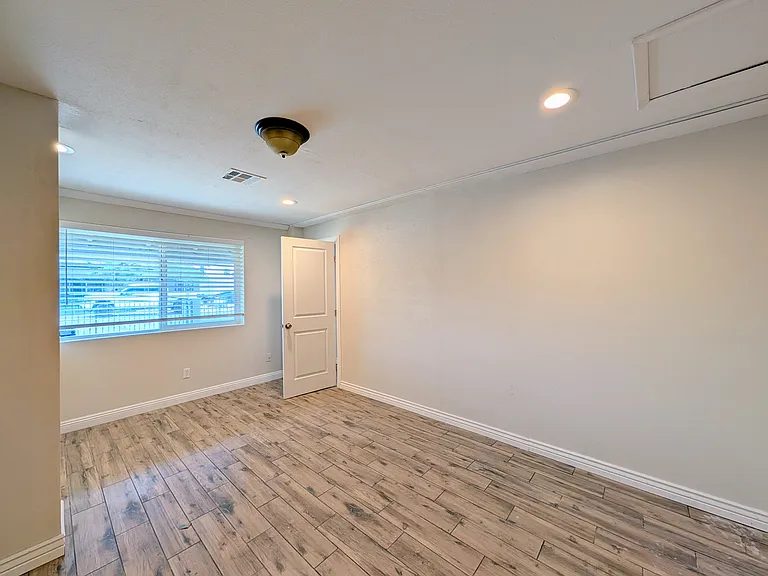 13208 W Tuckey Ln — Photo 13
