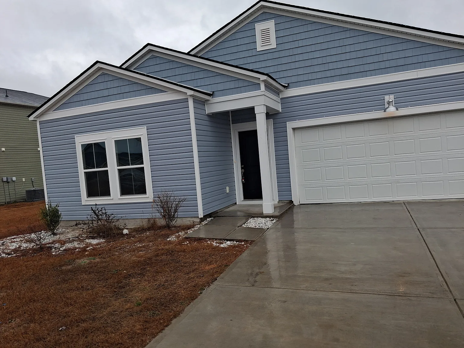 719 Colt Ct — Photo 1