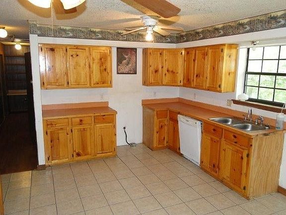 3rd image of 3671 County Road 122
