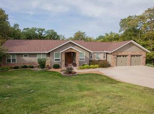 15 Brinnington Ct, Saint Peters, MO 63376