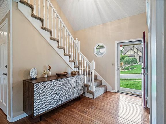 3rd image of 2417 SW Stonecreek Ct