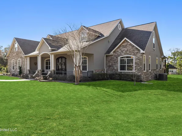 23239 Stablewood Cir, Pass Christian, MS 39571