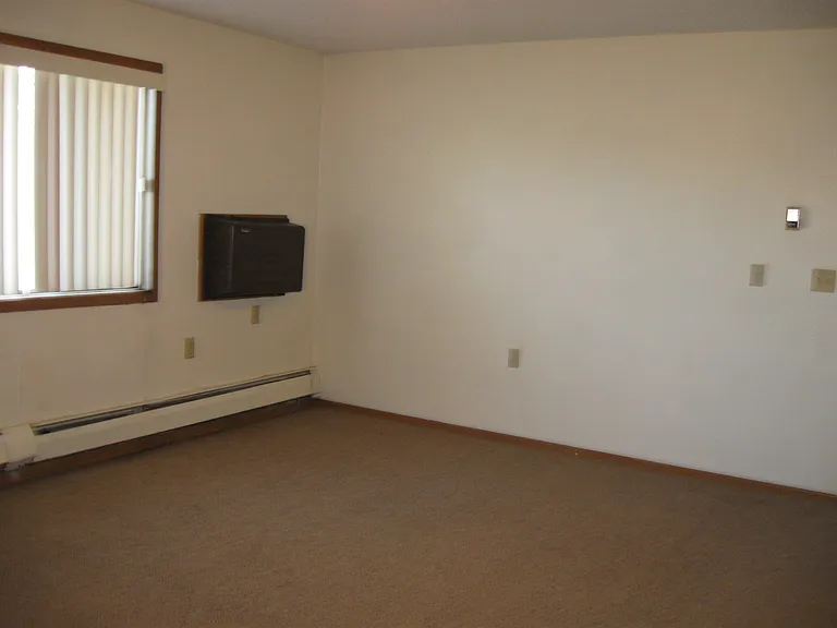 915 Spring Rd #206 — Photo 7
