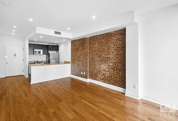 Rented by PREX Realty Corp | media 15