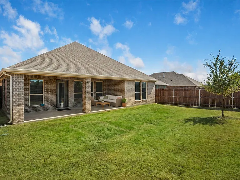 772 Soar Sky Way — Photo 18