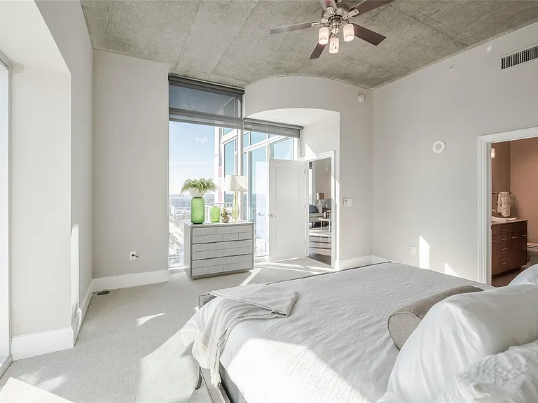 5927 Almeda Rd #22810 — Photo 4