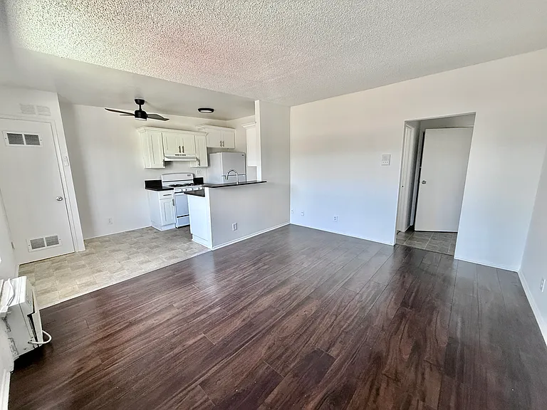 11959 Runnymede St #19 — Photo 1