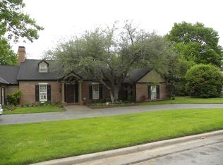 2512 Walnut Rd, Norman, OK 73072