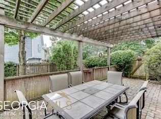 5141R Apple Grove Rd, Buford, GA 30519