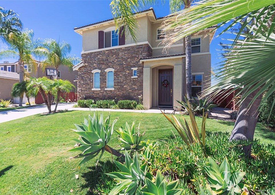 1st image of 23487 Saratoga Springs Pl