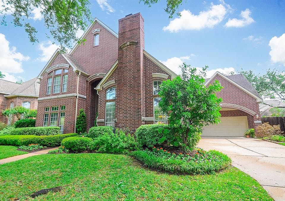 1st image of 3007 E Hickory Park Cir