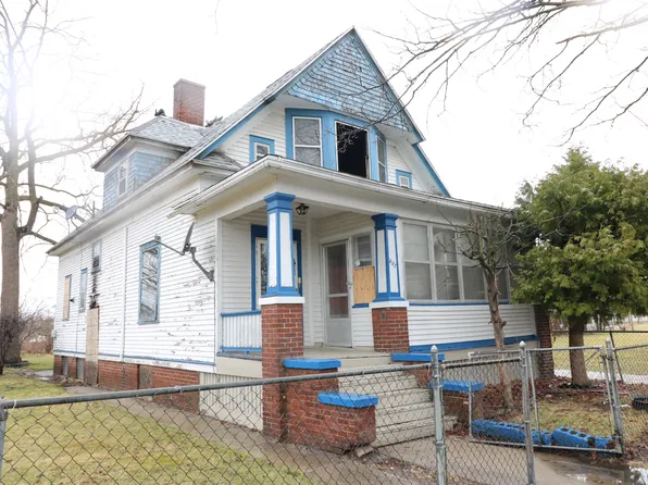 221 N 3rd Ave, Saginaw, MI 48607