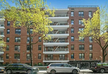 Summit House at 132-40 Sanford Avenue in Flushing