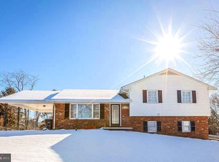 821 Blue Ridge Dr, Harrisonburg, VA 22802