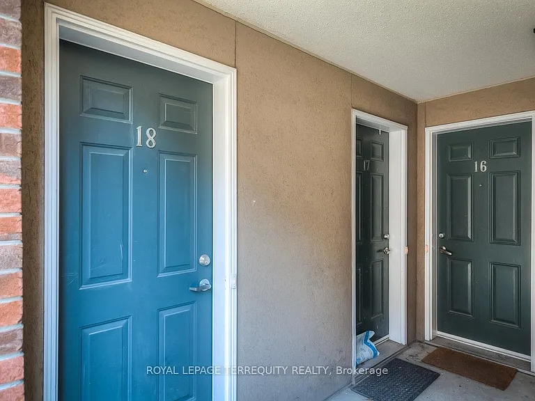106 Redpath Ave #18 — Photo 21