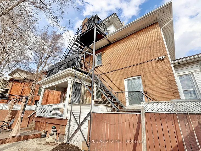 118 Fairholt Rd S #3 — Photo 13