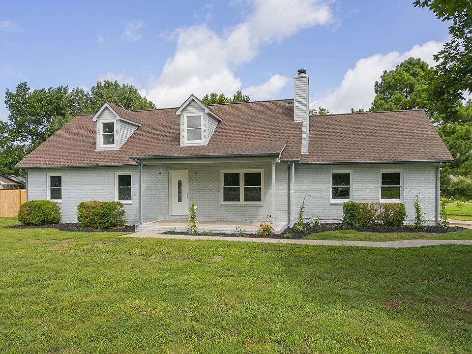 1st image of 101 Dover Ct