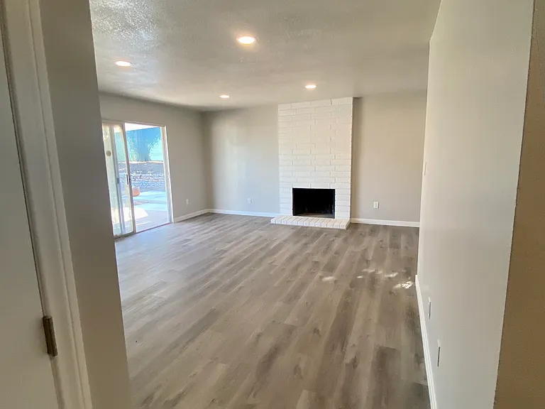 8821 Greenbrook Way — Photo 14