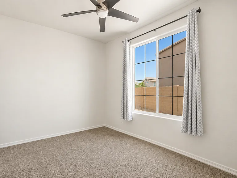 41396 W Rio Bravo Dr — Photo 27