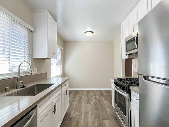 5th image of 8447 La Mesa Blvd Unit 12