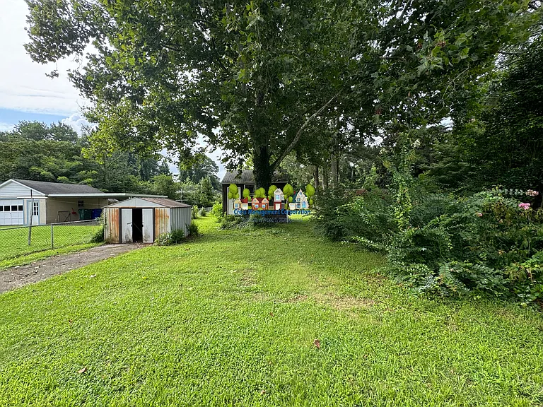 605 W Constance Rd — Photo 5